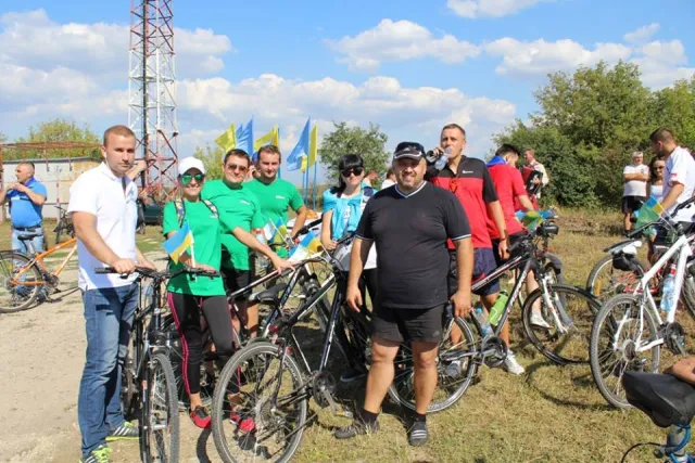 У Волочиську учасники велопробігу з нагоди Дня Незалежності України подолали 25 кілометрів — фото 5