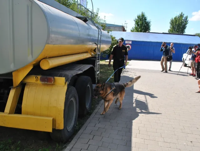 У Хмельницькому відбулося урочисте відкриття Регіонального кінологічного навчального центру Всесвітньої митної організації — фото 4