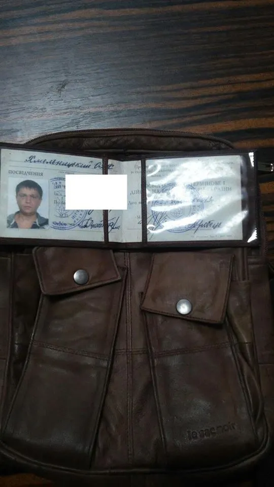 Правоохоронці шукають власників посвідчення учасника бойових дій, реєстраційного талону та медичної карти. Дитячий велосипед та посвідчення водія повернуто власникам — фото 5