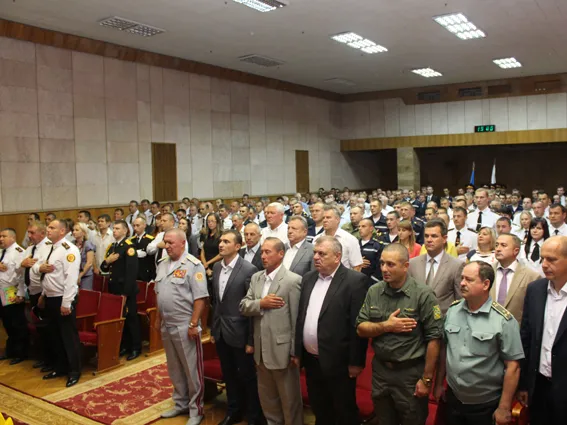 У Хмельницькому привітали рятувальників з професійним святом — фото 3