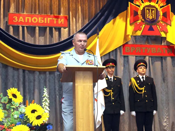 У Хмельницькому привітали рятувальників з професійним святом — фото 4