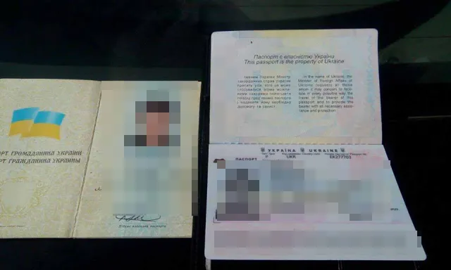 Правоохоронці шукають власників мобільного телефону та жіночої сумочки. Документи повернуто власникові — фото 2