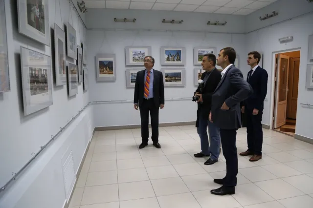 Посол Канади в Україні Роман Ващук завітав до Хмельницького — фото 10