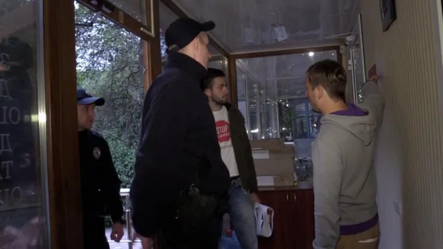 Депутат Хмельницької обласної ради напав на журналістів — фото 4