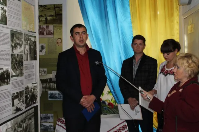 У місті відбулося відкриття виставки «Україна у Другій світовій війні» — фото 14
