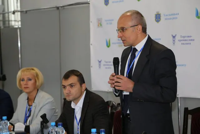 В Хмельницькому проходить перший Форум Енергоефективності міста — фото 14
