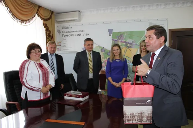 У Славуті підписали угоду про співпрацю з польським містом Любартув — фото 1