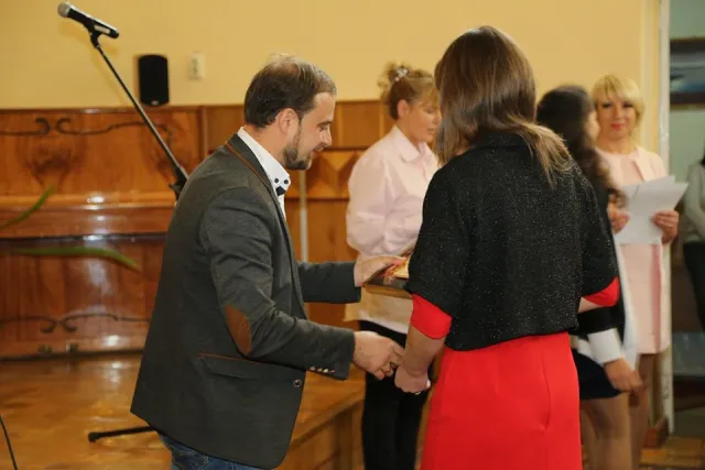 У Хмельницькому вручили грамоти кращим бібліотекарям з нагоди професійного свята — фото 6