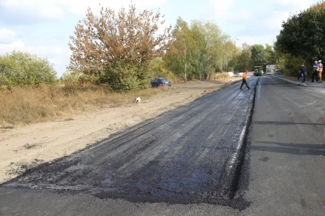 У Хмельницькому продовжують ремонтувати дороги — фото 1