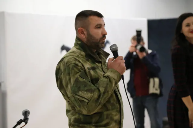 У Хмельницькому відкрили фотовиставку «Переможці», присвячену Героям АТО — фото 5