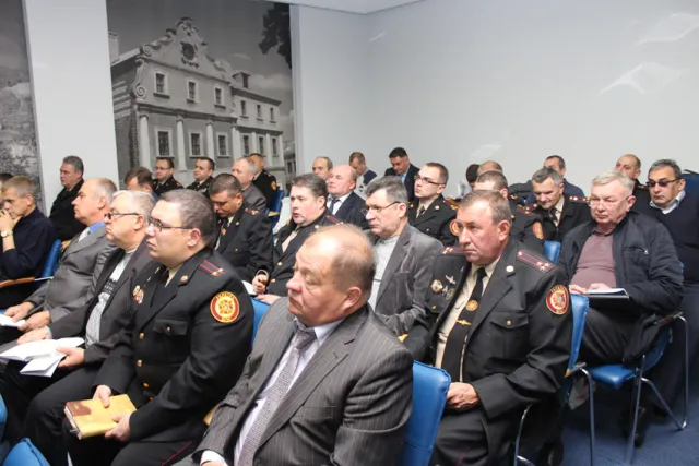 До Кам’янця-Подільського прибули понад 50 представників служб цивільного захисту зі всіх областей України — фото 4