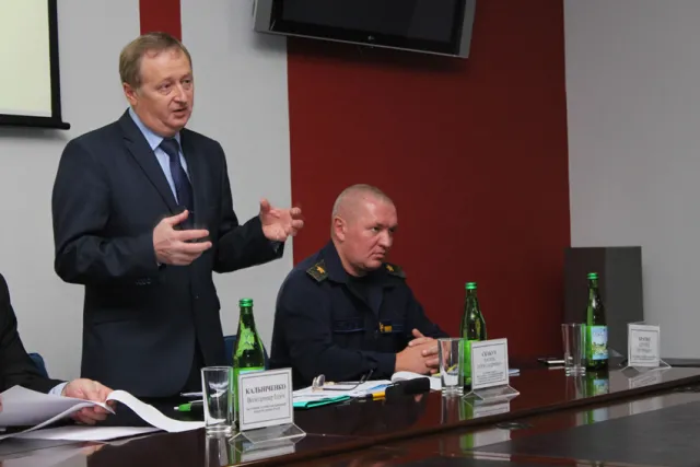 До Кам’янця-Подільського прибули понад 50 представників служб цивільного захисту зі всіх областей України — фото 5