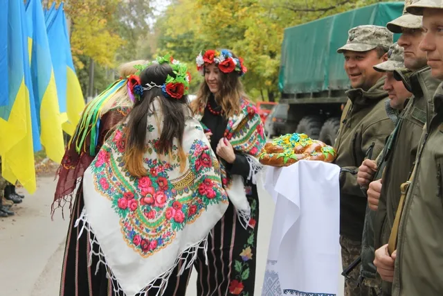 До Кам'янця-Подільського повернулися військові після перебування в зоні АТО — фото 4