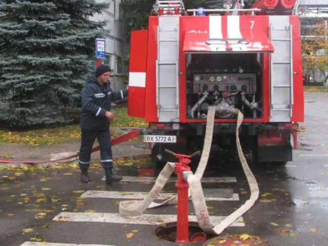 На Хмельницькій АЕС відбулося тактичне навчання щодо ліквідації умовної пожежі — фото 2