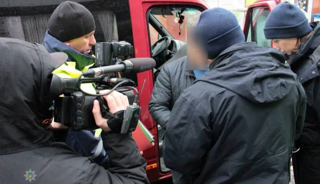Хмельницькі патрульні та представники Укртрансбезпеки перевірили перевізників — фото 2
