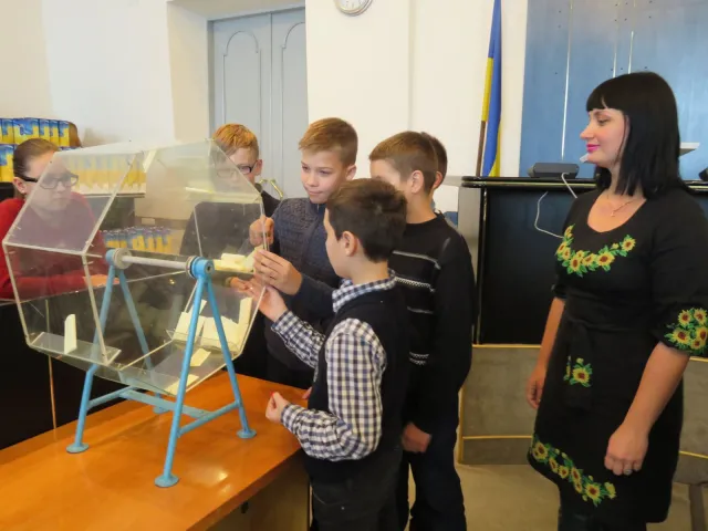 Учні НВО №5 імені Сергія Єфремова завітали на екскурсію до Хмельницької міської ради — фото 14