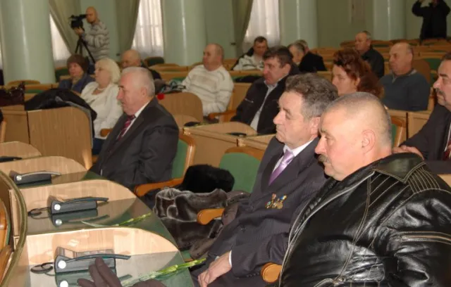 У Хмельницькому вшанували ліквідаторів катастрофи на Чорнобильській АЕС — фото 5