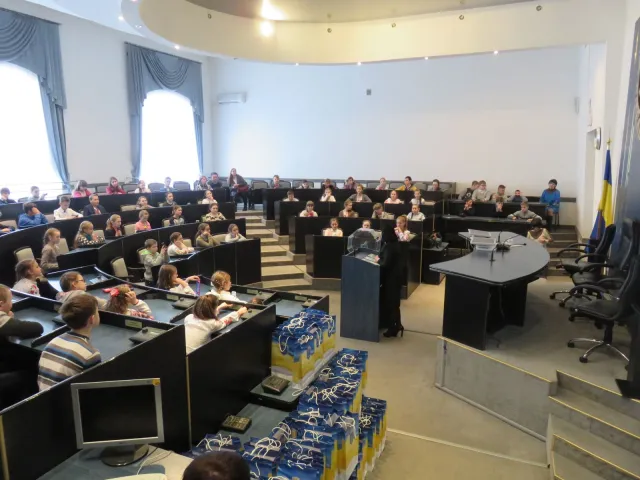 Учні школи №12 завітали на екскурсію до Хмельницької міської ради — фото 9