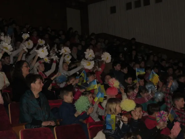 П'ятикласники показали відмінні знання з місцевого самоврядування на брейн-рингу «Моя позиція» — фото 3