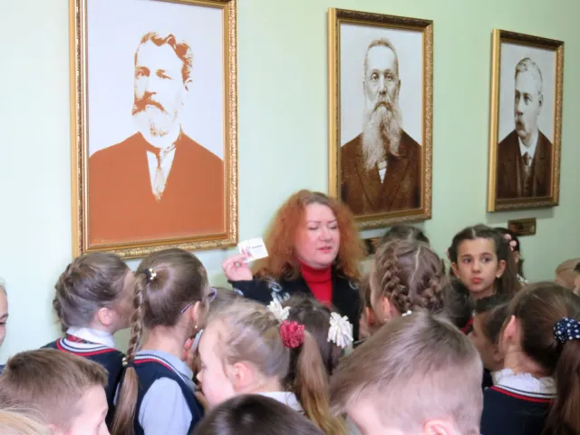 Для учнів гімназії №2 провели цікаву екскурсію у міській раді — фото 3