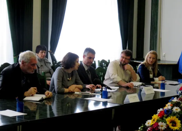 Хмельницький може стати пілотним містом для впровадження Проекту сертифікування муніципалітетів — фото 1