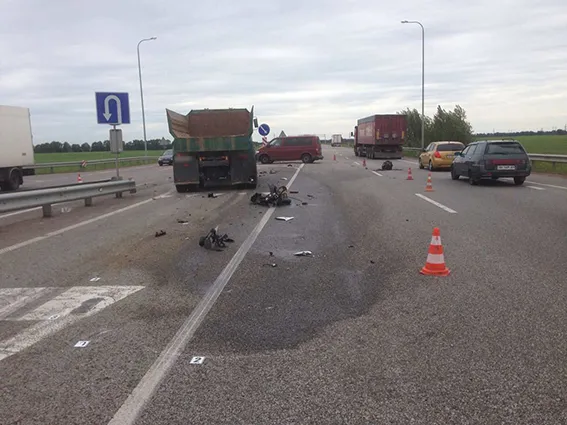 У Хмельницькому попрощалися з 23-річним Дмитром Червонюком, який загинув у ДТП — фото 4