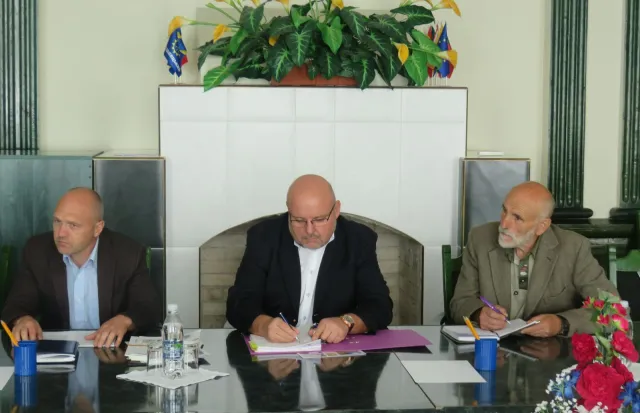У Хмельницькому провели конкурс з дегазації сміттєзвалища. Обрано переможця — фото 4