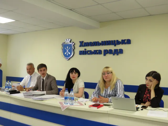 Арт-місто, інтерактивна дитяча зона та 3D-путівник: у Хмельницькому обрали 17 переможців проекту «Громадські ініціативи» — фото 1
