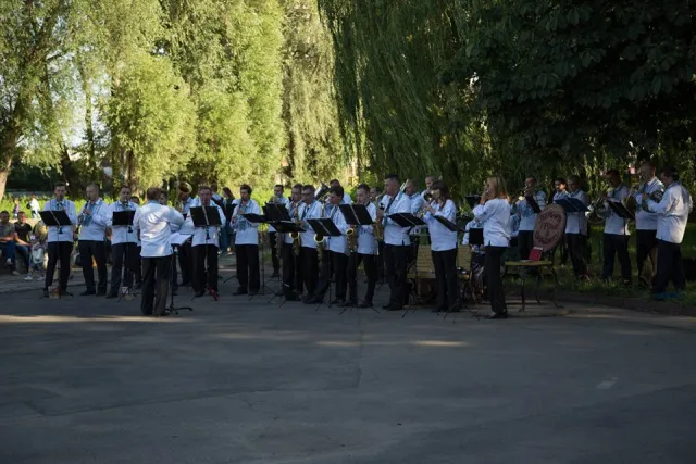 «Купальська ніч – чарівна ніч...»: у парку ім. М. Чекмана святкували Івана Купала — фото 2