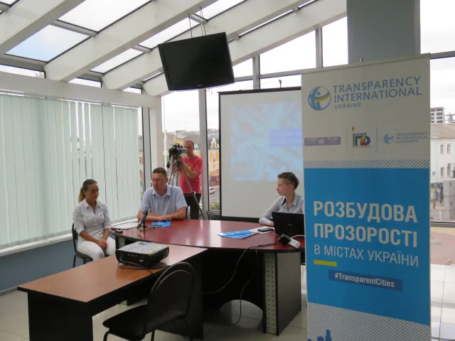Хмельницький зайняв 14 позицію у рейтингу «Прозорі міста» — фото 2