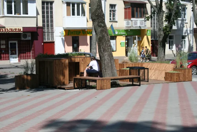 Парклет, арт-містечко та мурал: у Хмельницькому відзначили 30 річницю партнерства з американським містом Модесто — фото 11
