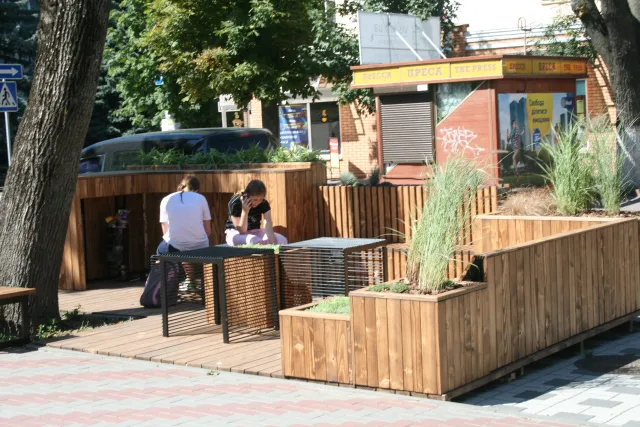 Парклет, арт-містечко та мурал: у Хмельницькому відзначили 30 річницю партнерства з американським містом Модесто — фото 16