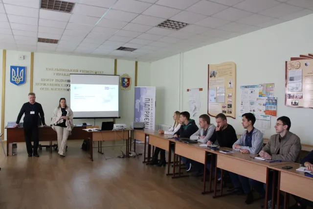 У Хмельницькому завершився проект «Школа молодого підприємця» — фото 2