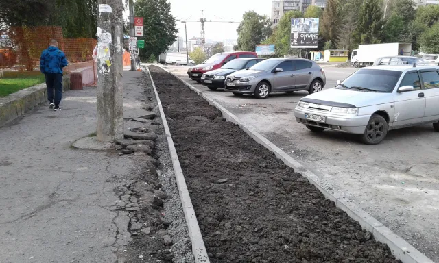 На вулиці Свободи з'явиться велосипедна доріжка — фото 1