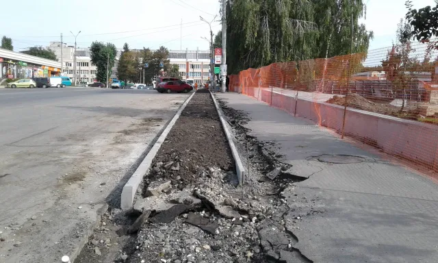 На вулиці Свободи з'явиться велосипедна доріжка — фото 2