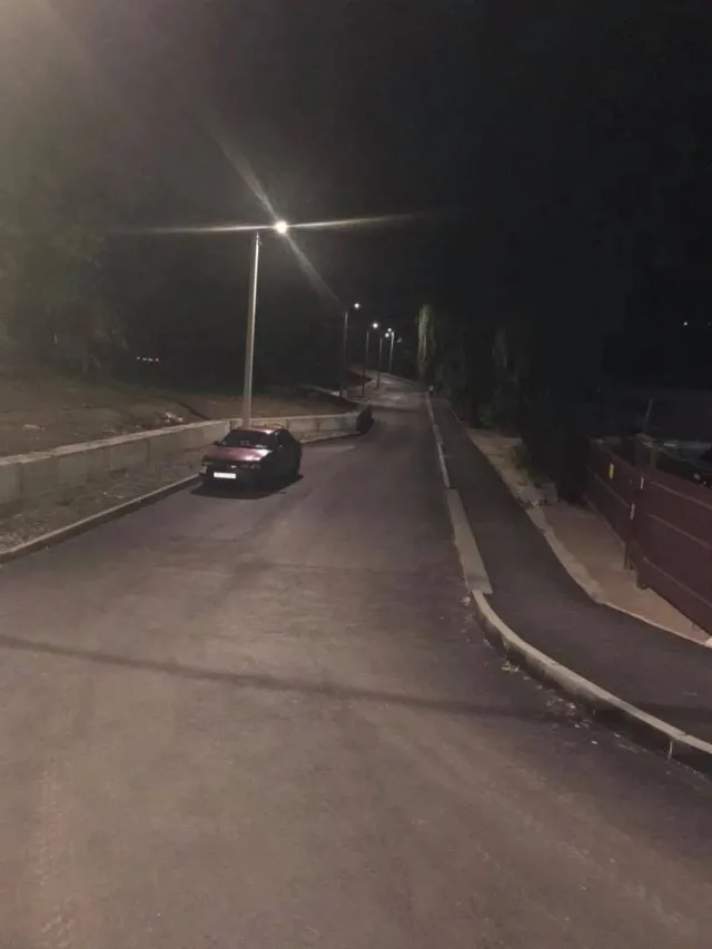 У Південно-Західному мікрорайоні з'явилася нова пішохідна доріжка та освітлення — фото 2
