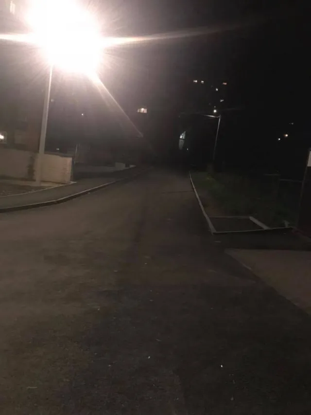 У Південно-Західному мікрорайоні з'явилася нова пішохідна доріжка та освітлення — фото 3