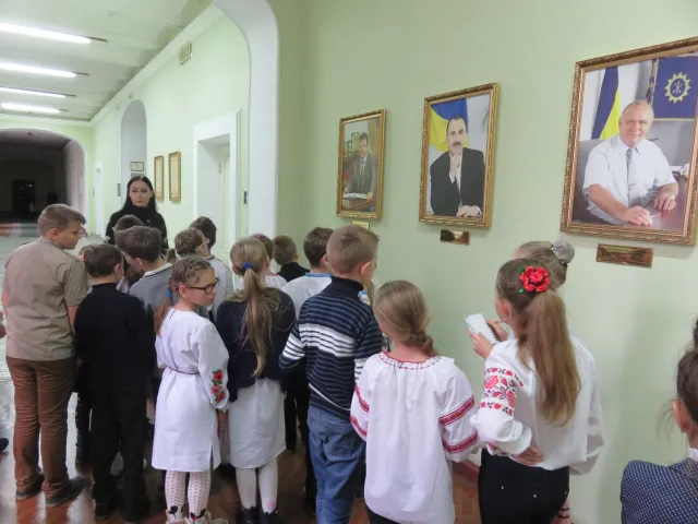 Для п’ятикласників НВО №23 провели цікаву екскурсію у міській раді — фото 1