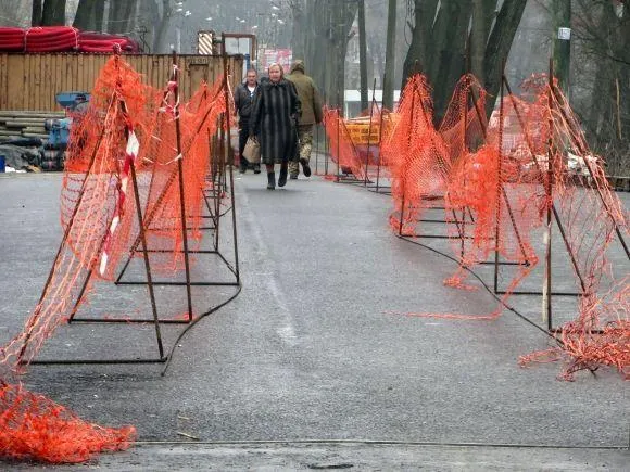 Триває ремонт мосту на Старокостянтинівському шосе. До середини грудня планують відновити рух транспорту — фото 1