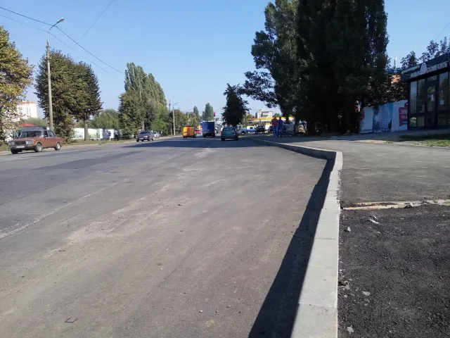 У мікрорайоні Ракове встановили новий світлодіодний світлофор — фото 6
