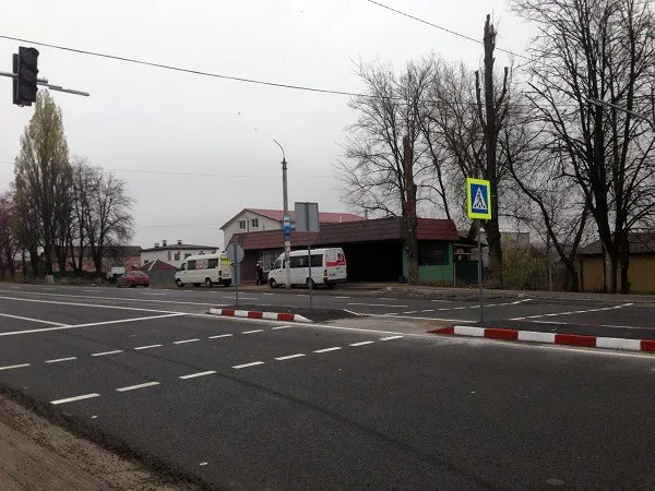 Мешканці мікрорайону Лезнево будуть насолоджуватись безпечним переходом дороги — фото 1