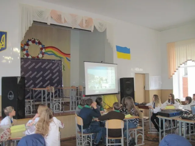 «Місто-діти-влада»: маленькі хмельничани показали відмінні знання з місцевого самоврядування — фото 4