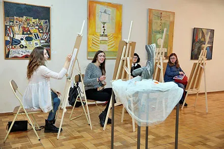 «Практики АРТистичні»: у Хмельницькому стартував новий арт-проект — фото 1