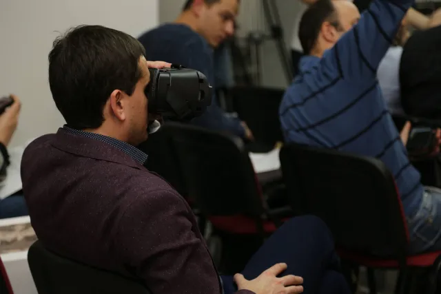 Заклади культури Хмельницького отримали 3D-окуляри для прогулянки «Небесним Проскуровом» — фото 3