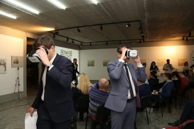 Заклади культури Хмельницького отримали 3D-окуляри для прогулянки «Небесним Проскуровом» — фото 11