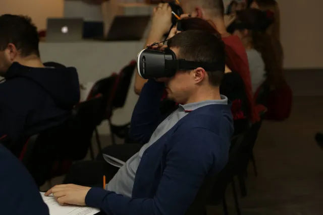 Заклади культури Хмельницького отримали 3D-окуляри для прогулянки «Небесним Проскуровом» — фото 12