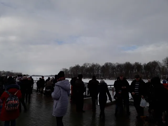 Хмельничани святкують Водохреще та купаються в ополонках — фото 10