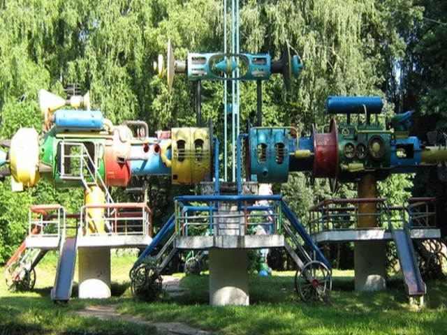 У Хмельницькому планують відреставрувати металеві скульптури Миколи Мазура — фото 1