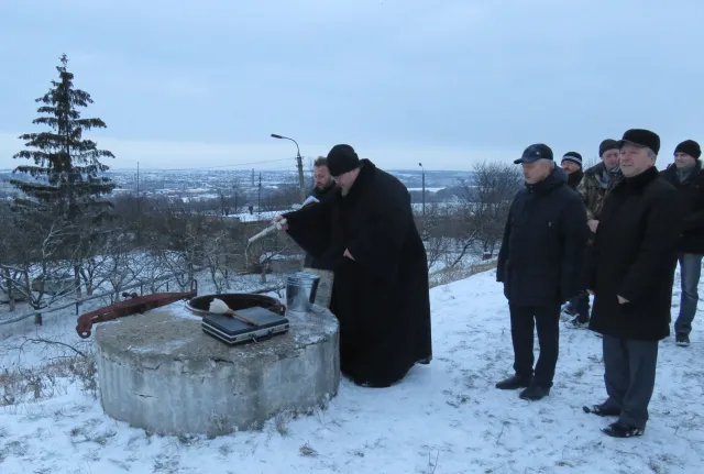 На Водохреще з кранів у домівках хмельничан тече освячена вода — фото 1