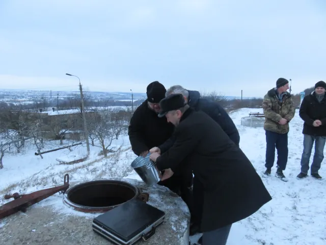 На Водохреще з кранів у домівках хмельничан тече освячена вода — фото 2